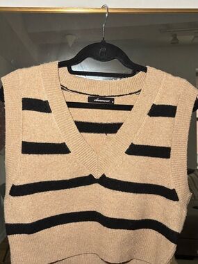 Olivaceous Striped Sweater Vest